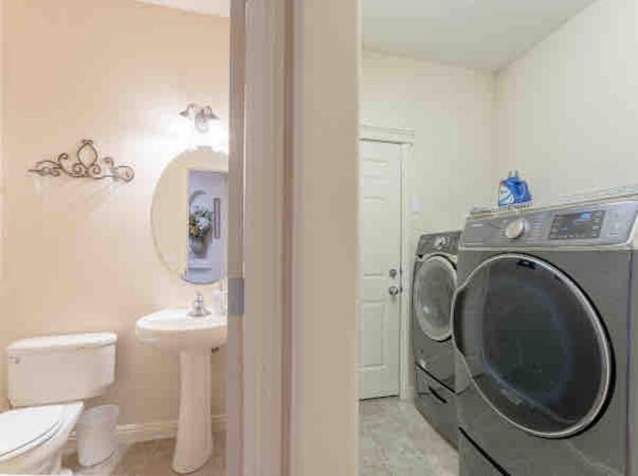 2500 Sq House In Springbank Hill Bl 261818 Βίλα Κάλγκαρι Εξωτερικό φωτογραφία