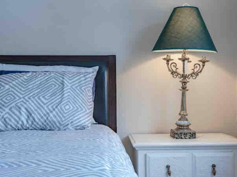 2500 Sq House In Springbank Hill Bl 261818 Βίλα Κάλγκαρι Εξωτερικό φωτογραφία